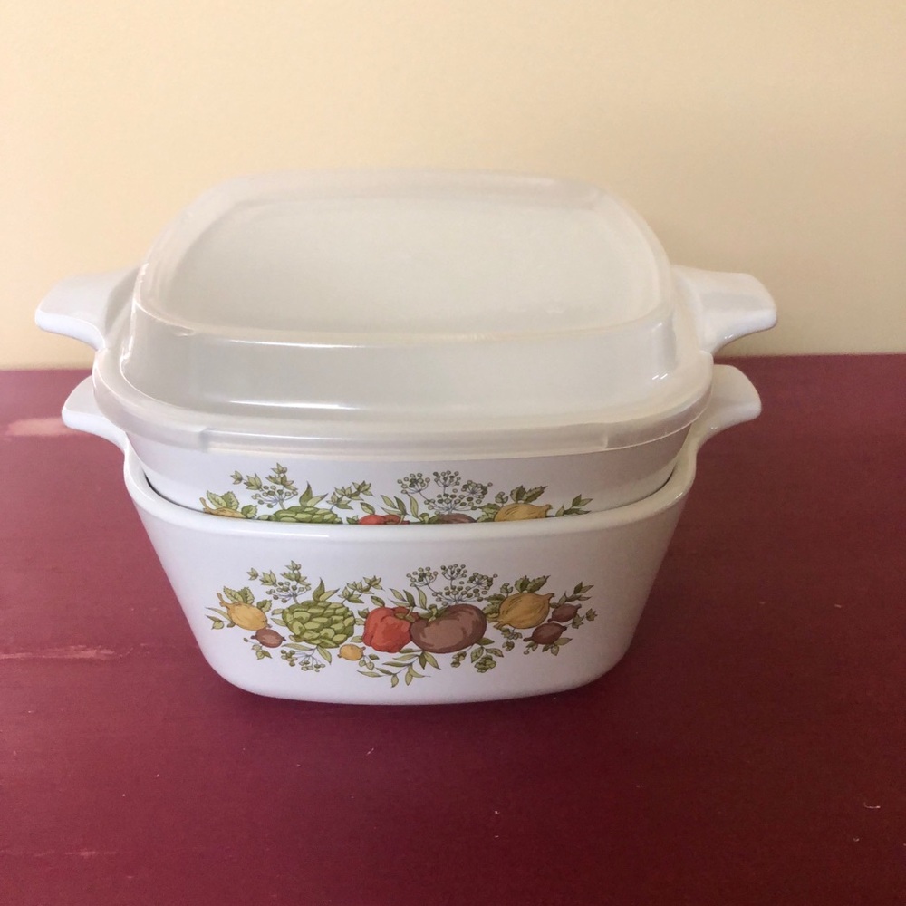 2️⃣ Vintage Corningware Petite White “Spice of Life” Casserole Dishes 🧅🥕🫑